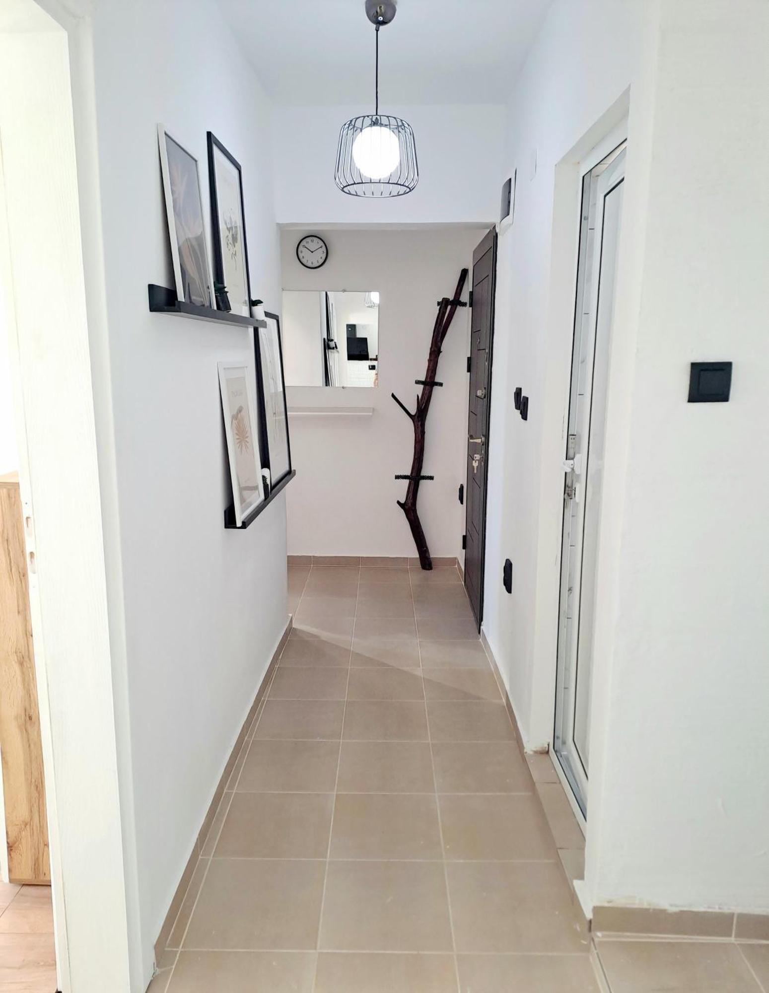 White House Apartments Haskovo Exterior photo